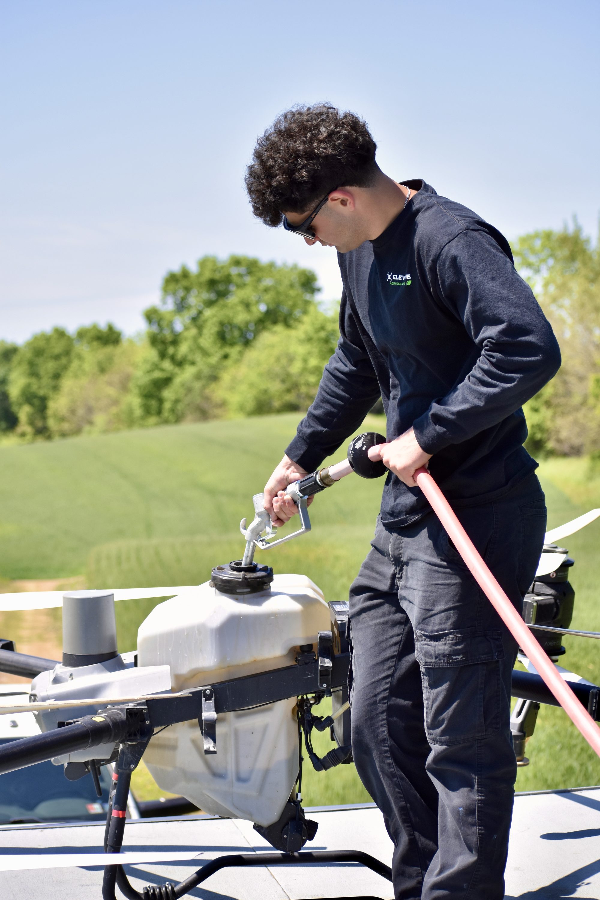 Filling the spray tank
